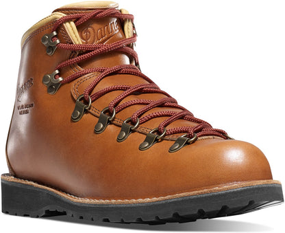 Danner Mountain Pass Horween Rio