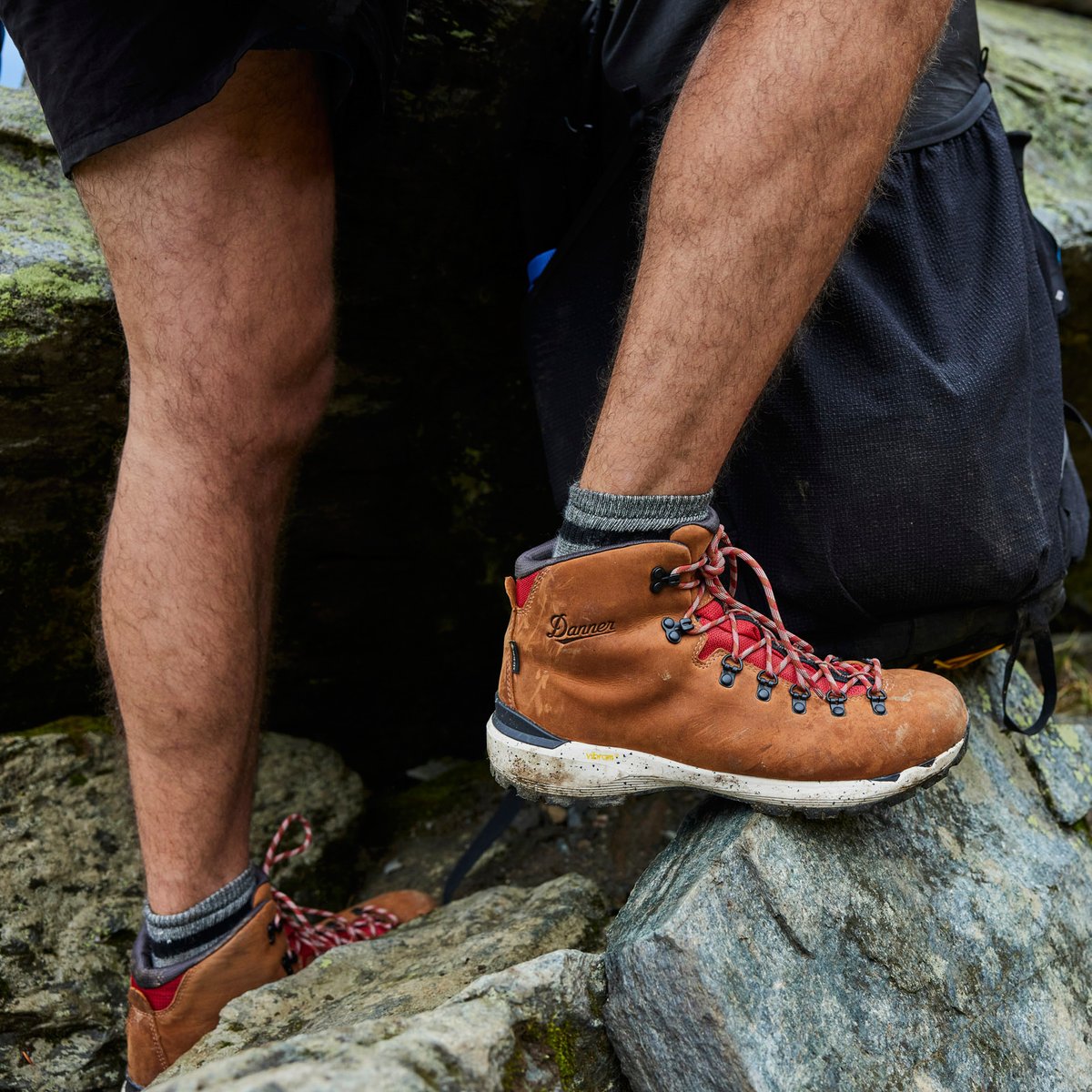 Danner Mountain 600 EVO Mocha Brown/Rhodo Red