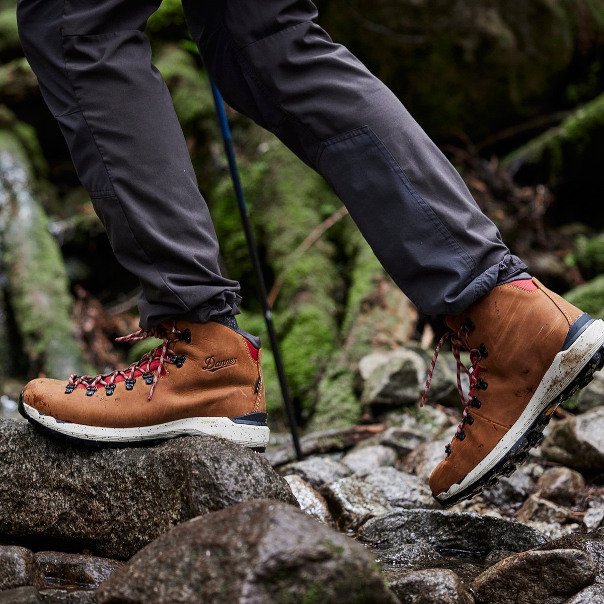 Danner Mountain 600 EVO Mocha Brown/Rhodo Red