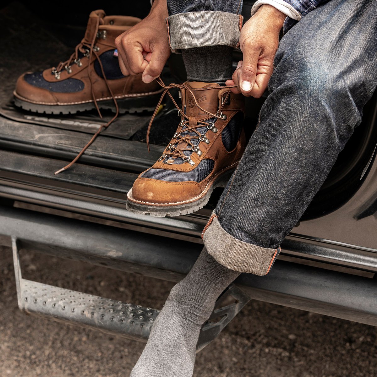 Danner Cascade Crest Grizzly Brown/Ursa Blue