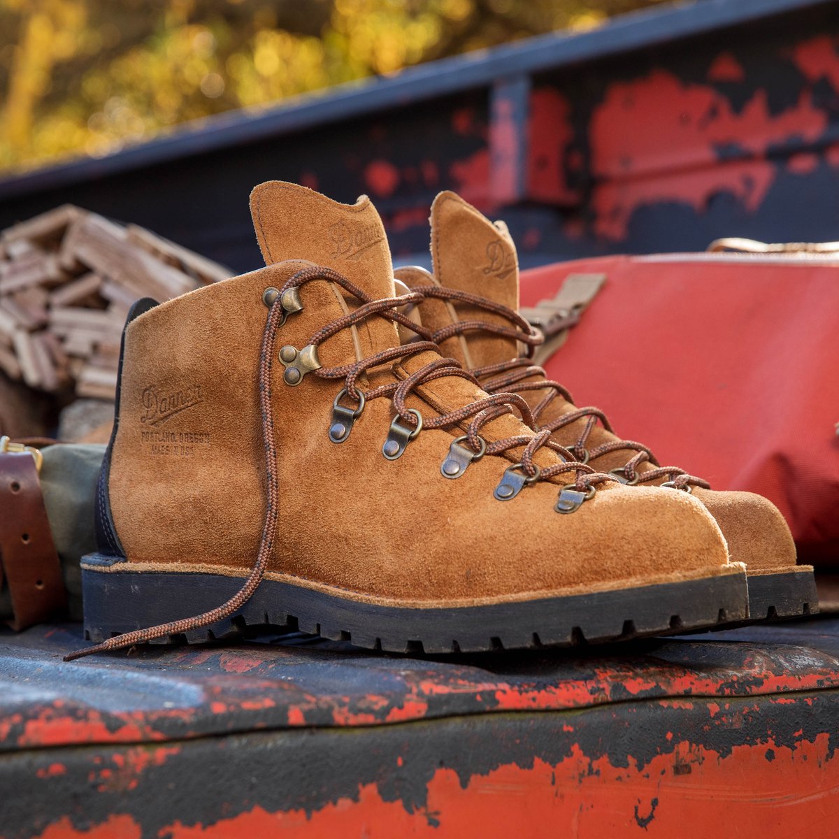 Danner Mountain Light Wallowa