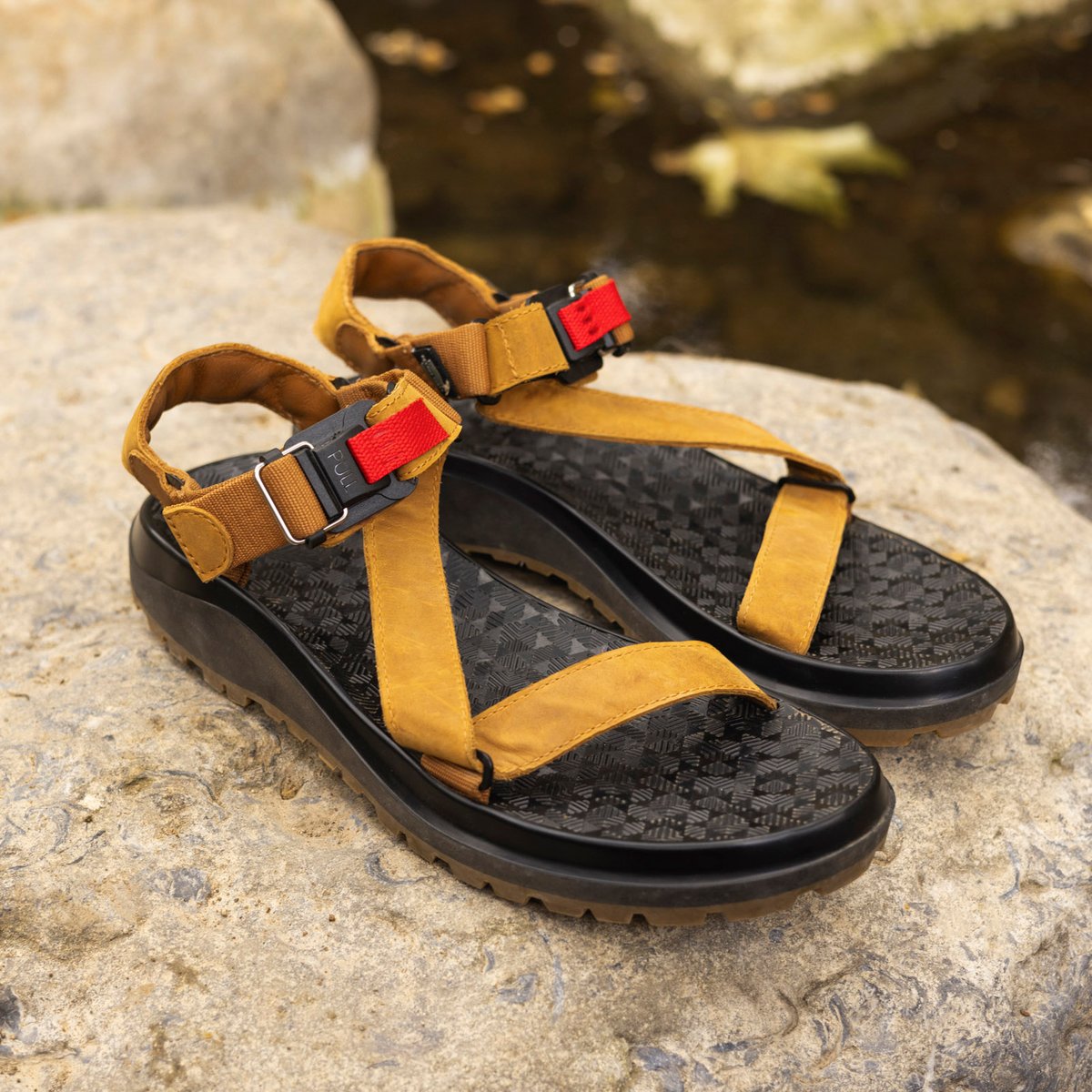 Danner Joseph Leather Sandal Roasted Pecan