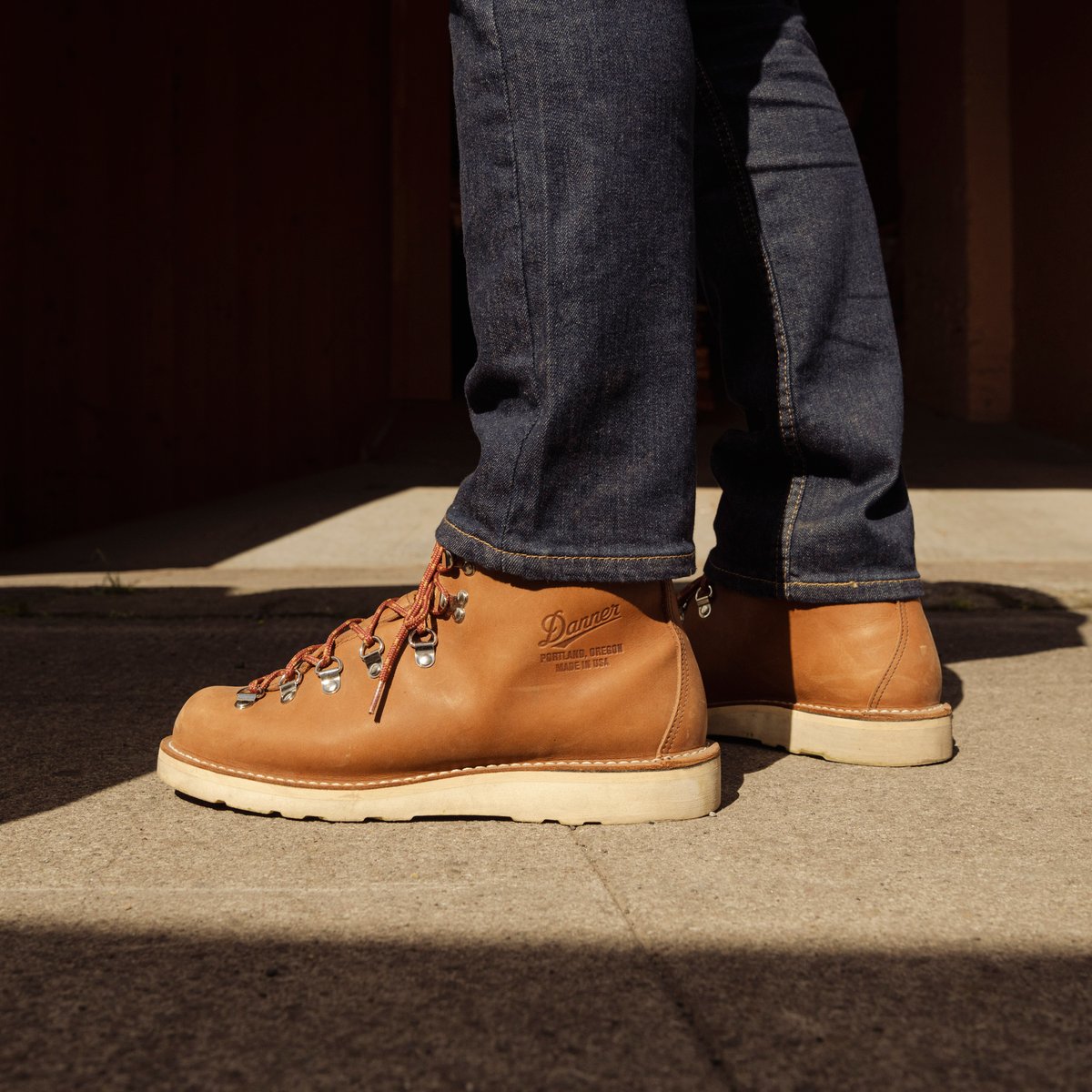 Danner Mountain Light Kenton