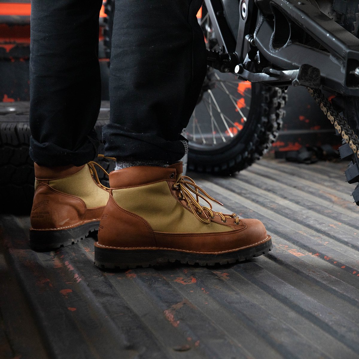 Danner Danner Light Revival Khaki