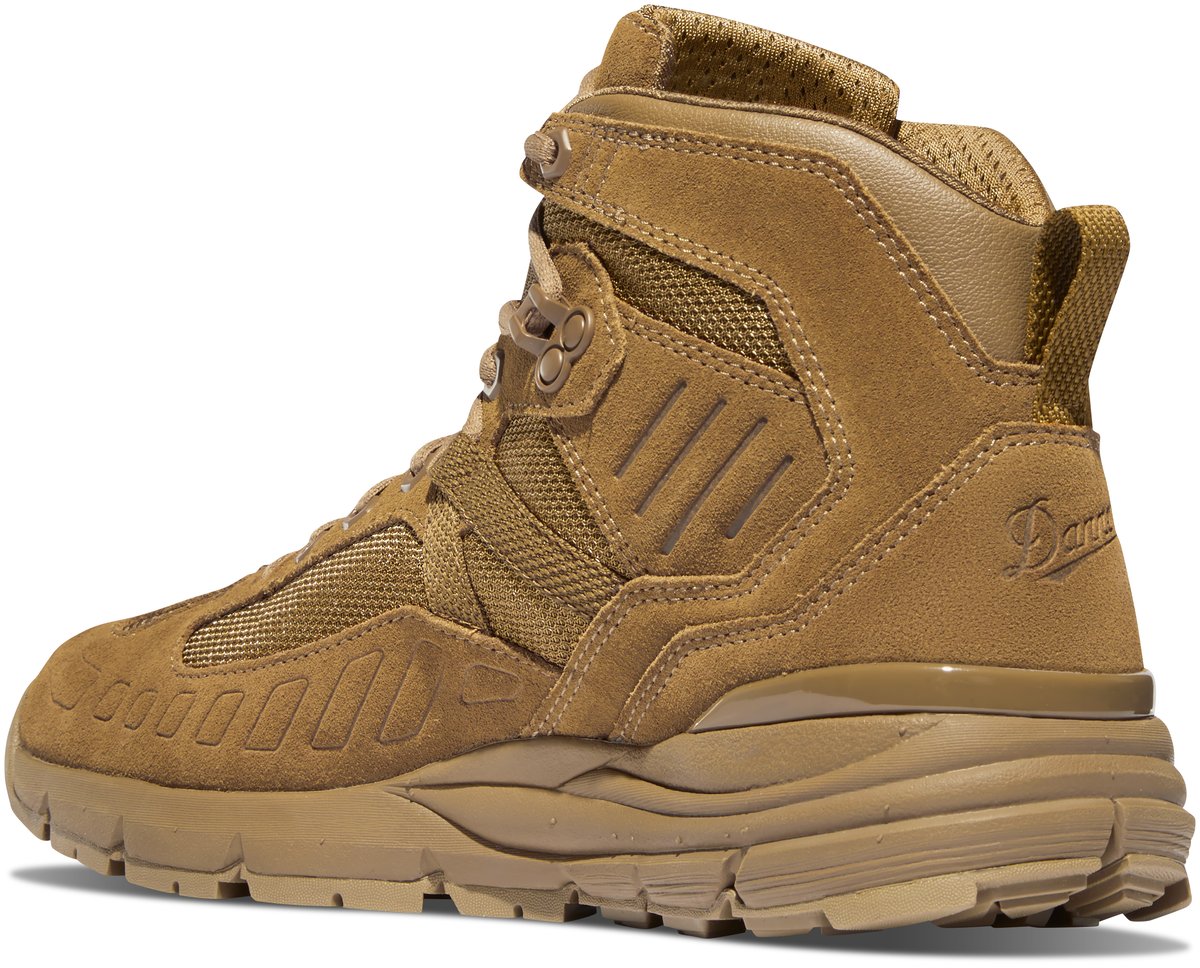 Danner FullBore Coyote Hot