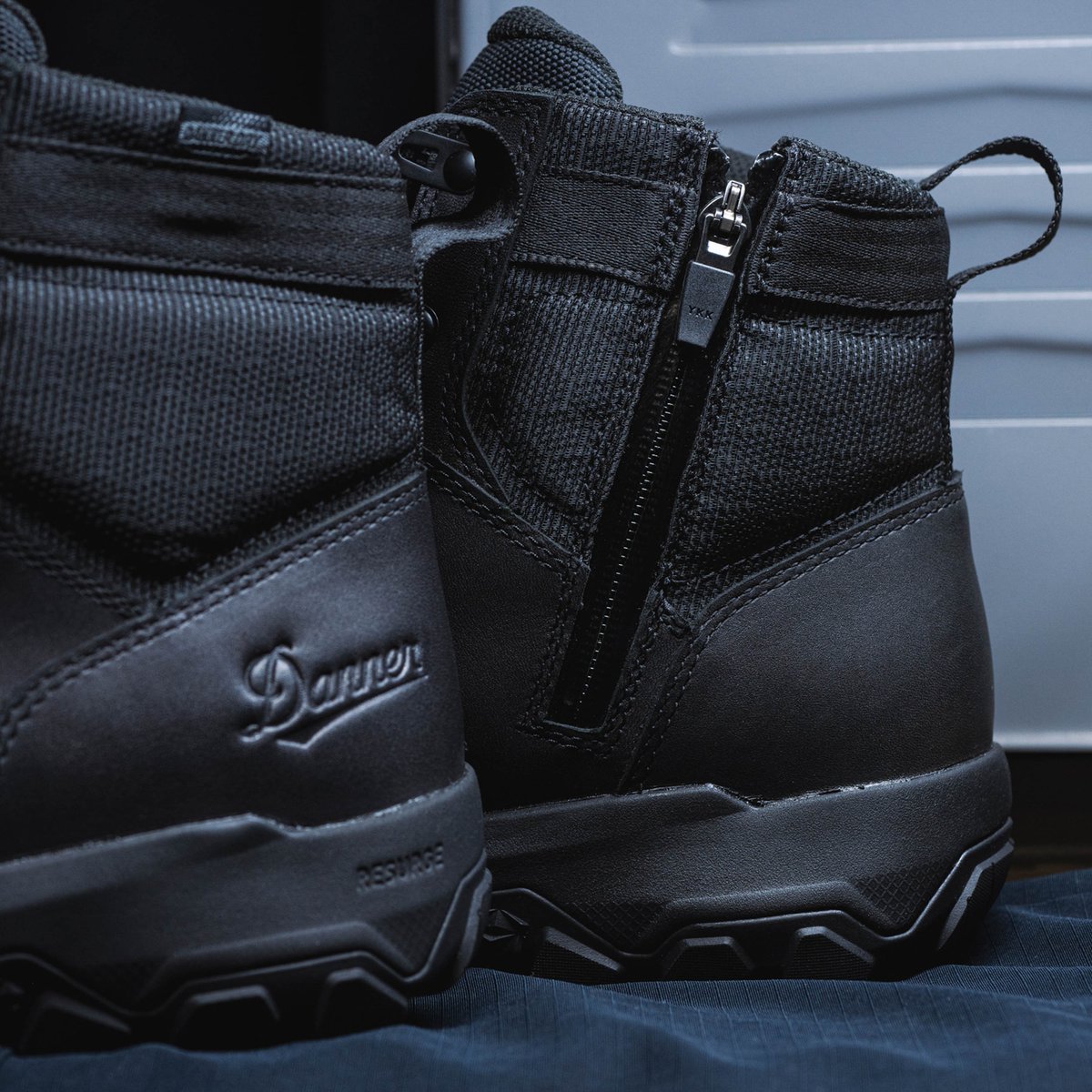 Danner Sonic Side-Zip 6" Black