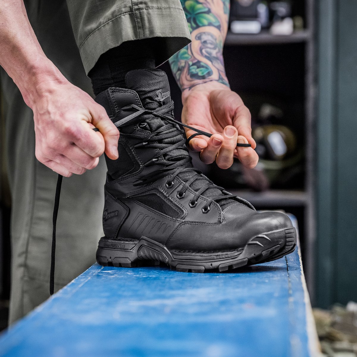 Danner Striker Bolt 8" Black