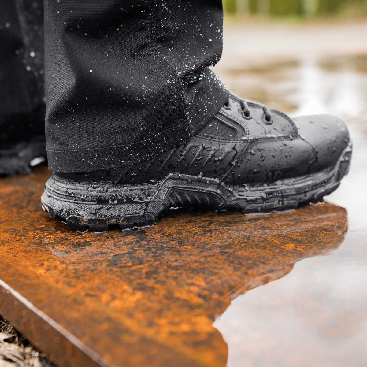 Danner Striker Bolt 8" Black