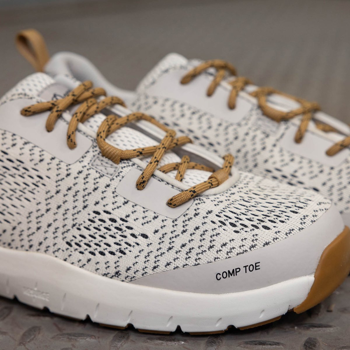 Danner Run Time 3 Gray/White Composite Toe (NMT)