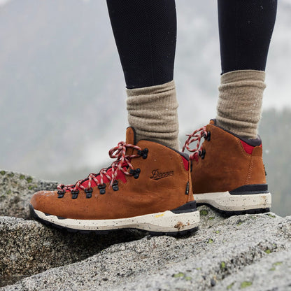 Danner Mountain 600 EVO Mocha Brown/Rhodo Red
