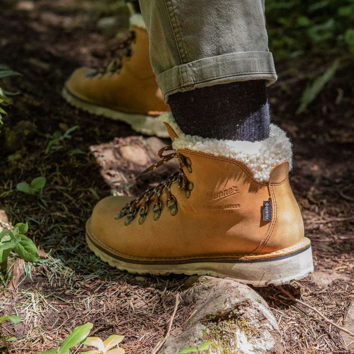 Danner Mountain Pass Shearling Sierra 200G
