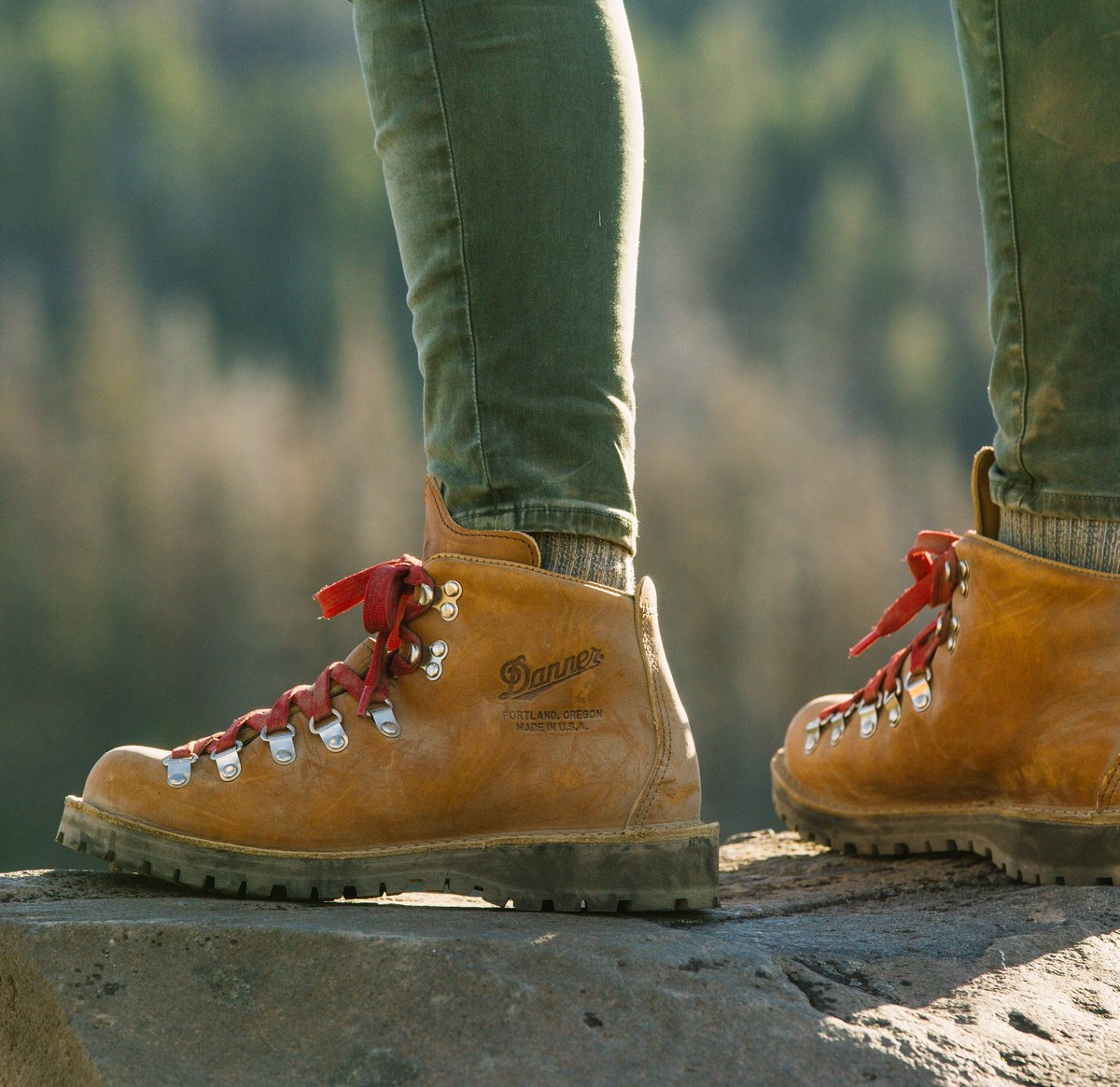 Danner Mountain Light Cascade