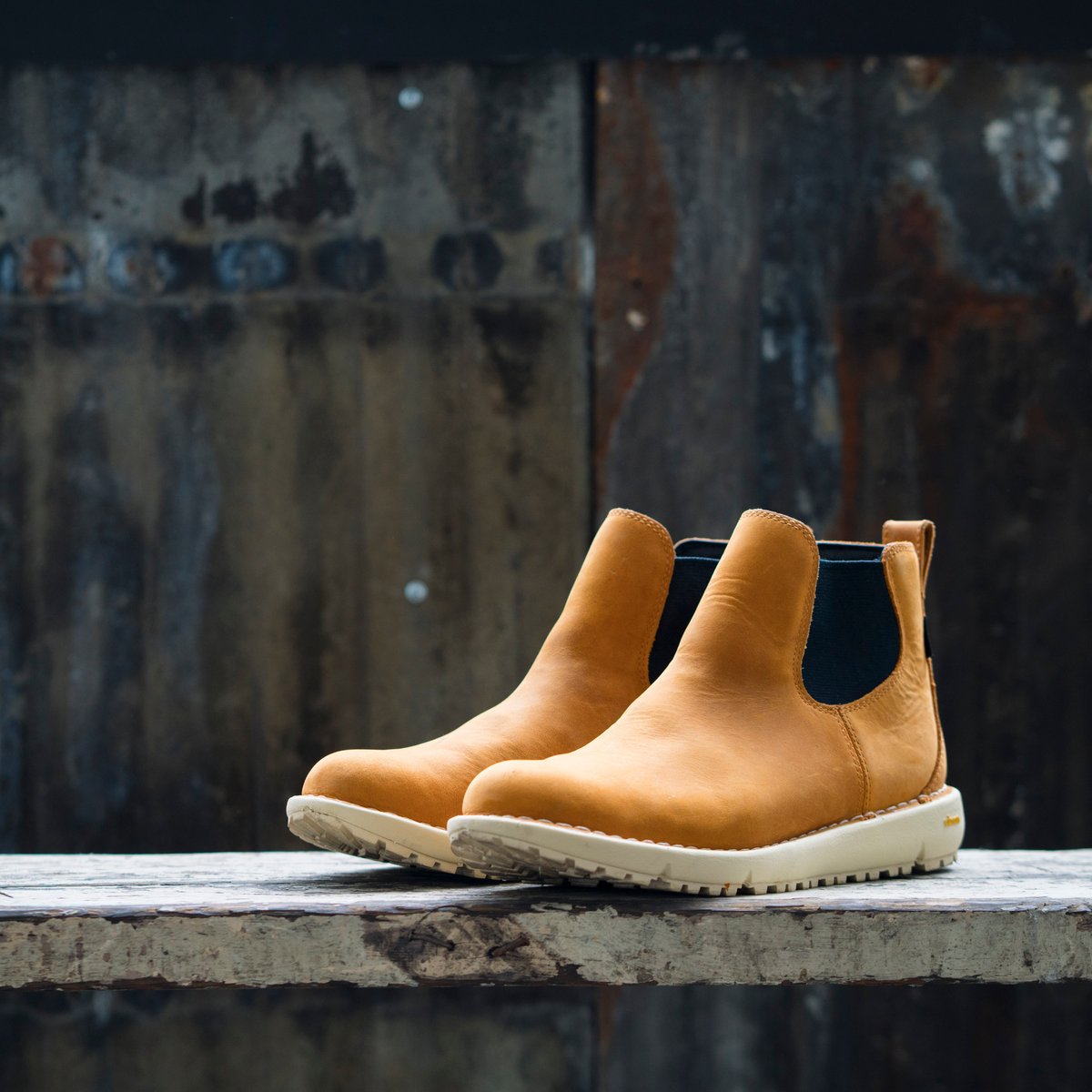 Danner Tramline Chelsea 917 GTX Roasted Pecan